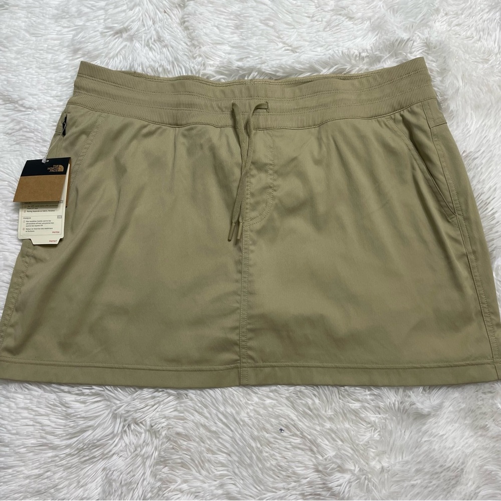 New The North Face W Aphrodite Tennis Skort Size M Twill Beige